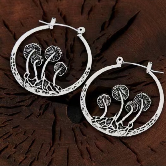 unbranded Jewelry - Retro Bohemian Style Gothic Silver Mushroom Hoop Earrings